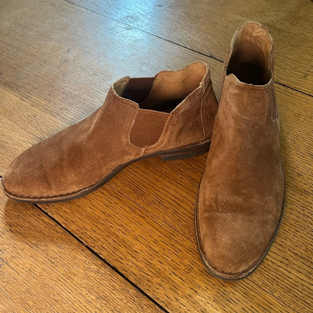 Trask suede ankle booties. Good used condition